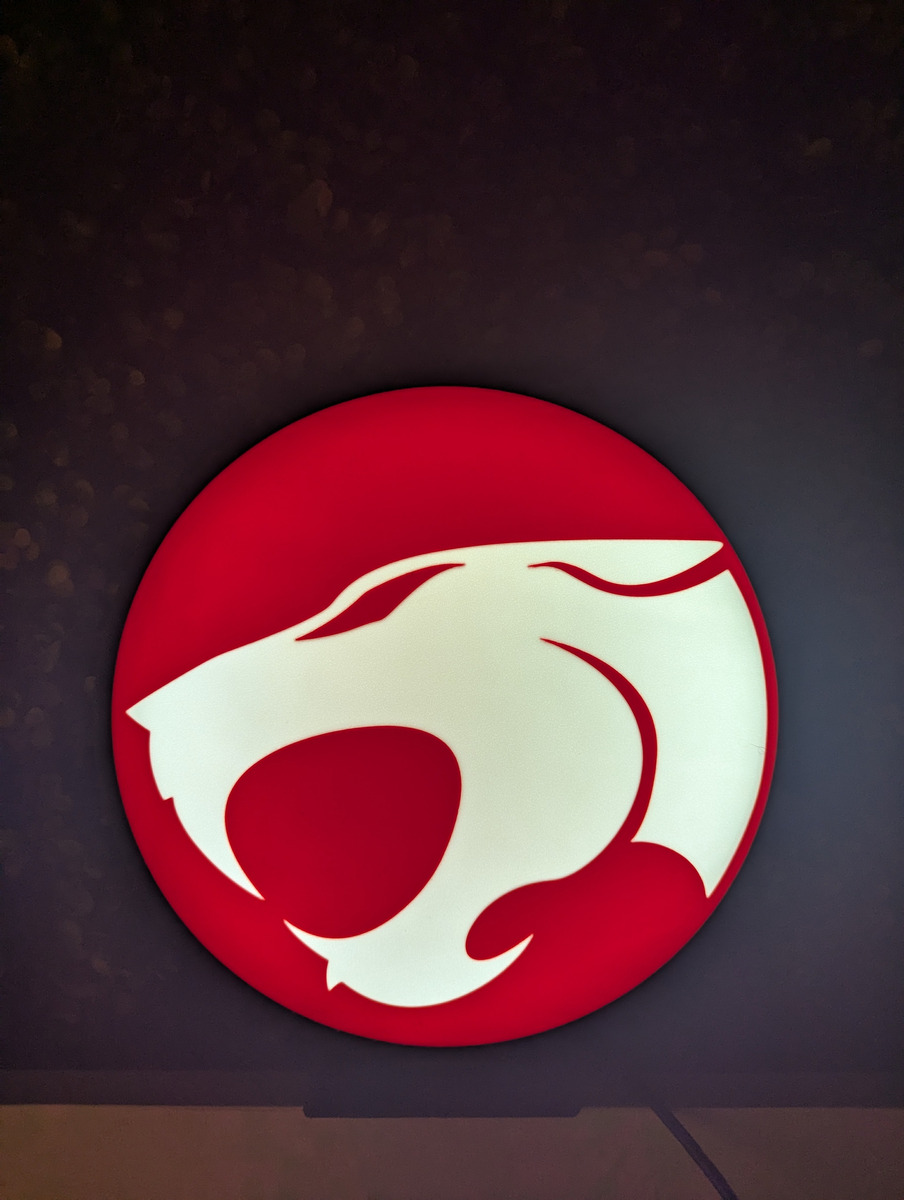 Lampara Velador Led 3d Thunthercats Negro Blanco - Image 3