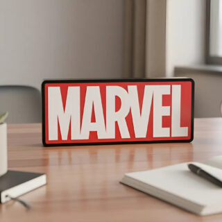 Lampara Velador Letrero Led 3d Marvel Negro Blanco